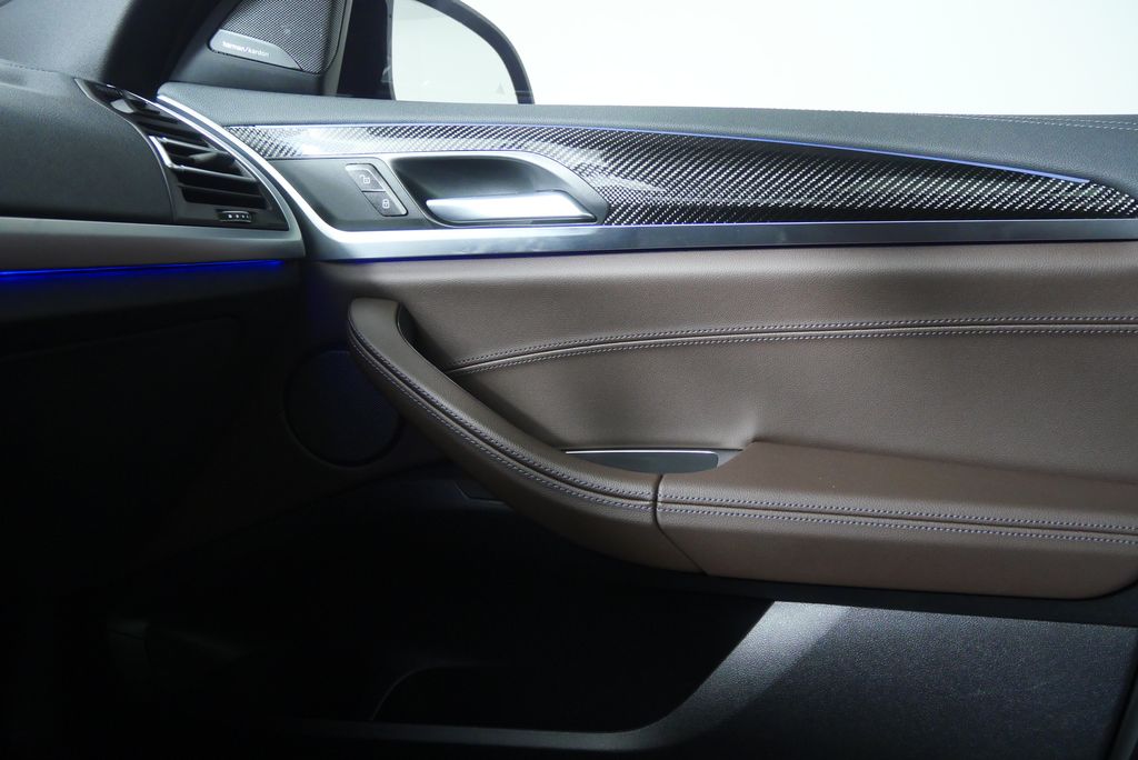 Thumbnail: 2024 BMW X4 - 32