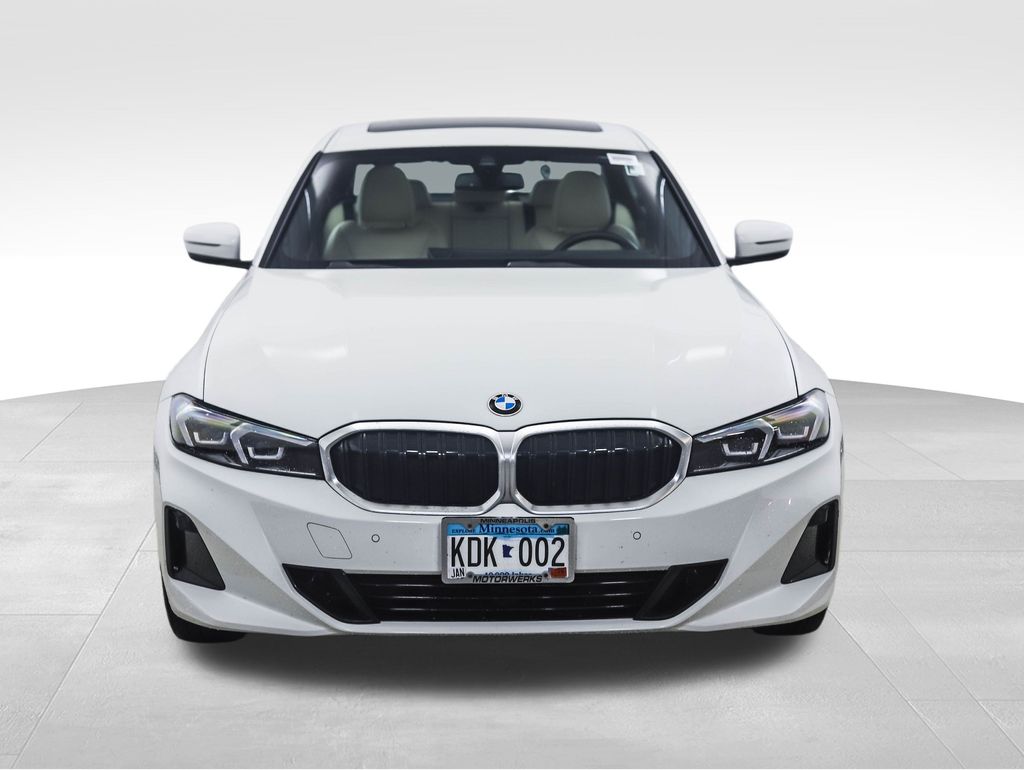 Thumbnail: 2023 BMW 3 Series - 8