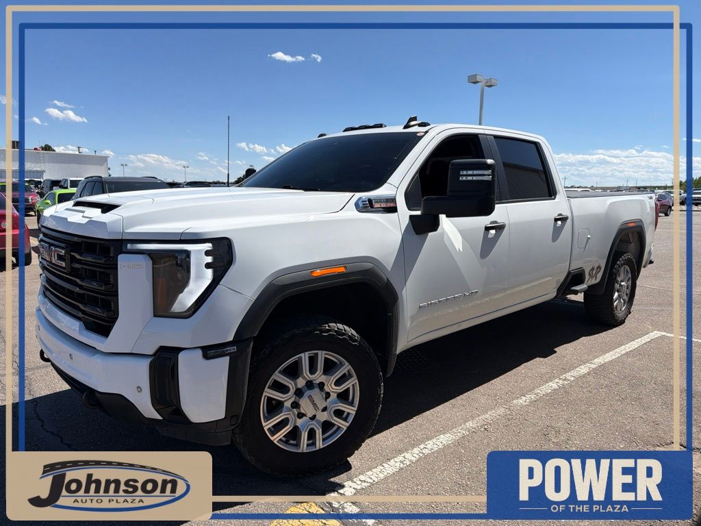 Summit White 2025 GMC Sierra 3500HD Pickup Truck Four-Wheel Drive Automatic