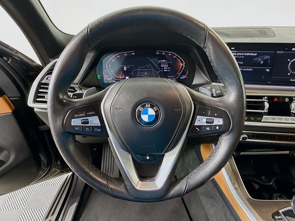 Thumbnail: 2021 BMW X5 - 11