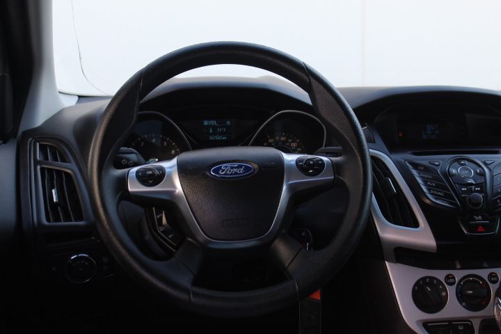 Used Car 2012 Ford Focus  Se For Sale Under $10,000 In Georgetown, Texas