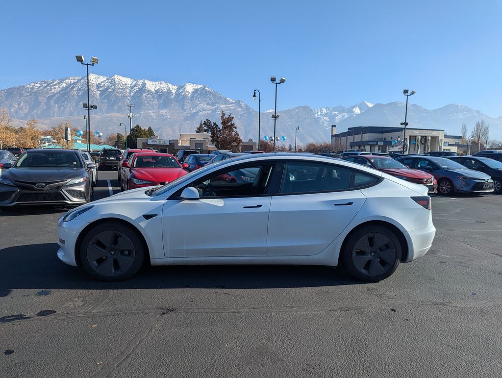 2023 Tesla Model 3 Base 8