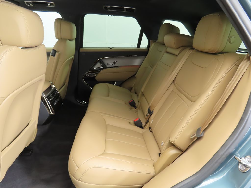 Thumbnail: 2025 Land Rover Range Rover Sport - 21