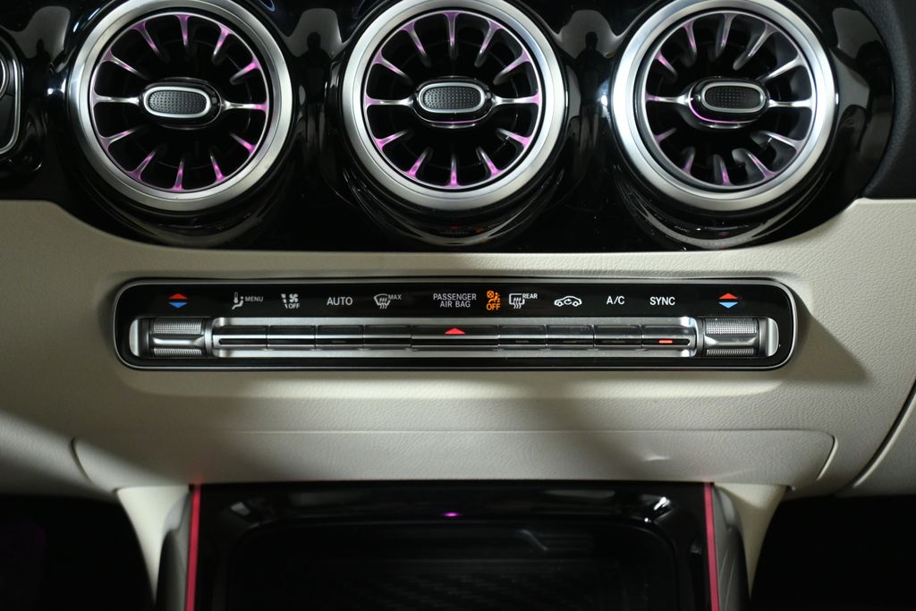 Thumbnail: 2026 Mercedes-Benz GLA - 22