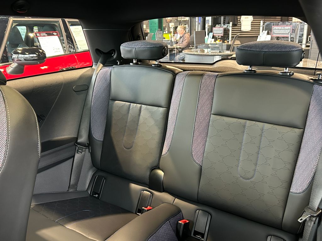 Thumbnail: 2026 MINI Cooper - 29