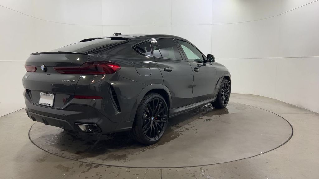 Thumbnail: 2026 BMW X6 - 8