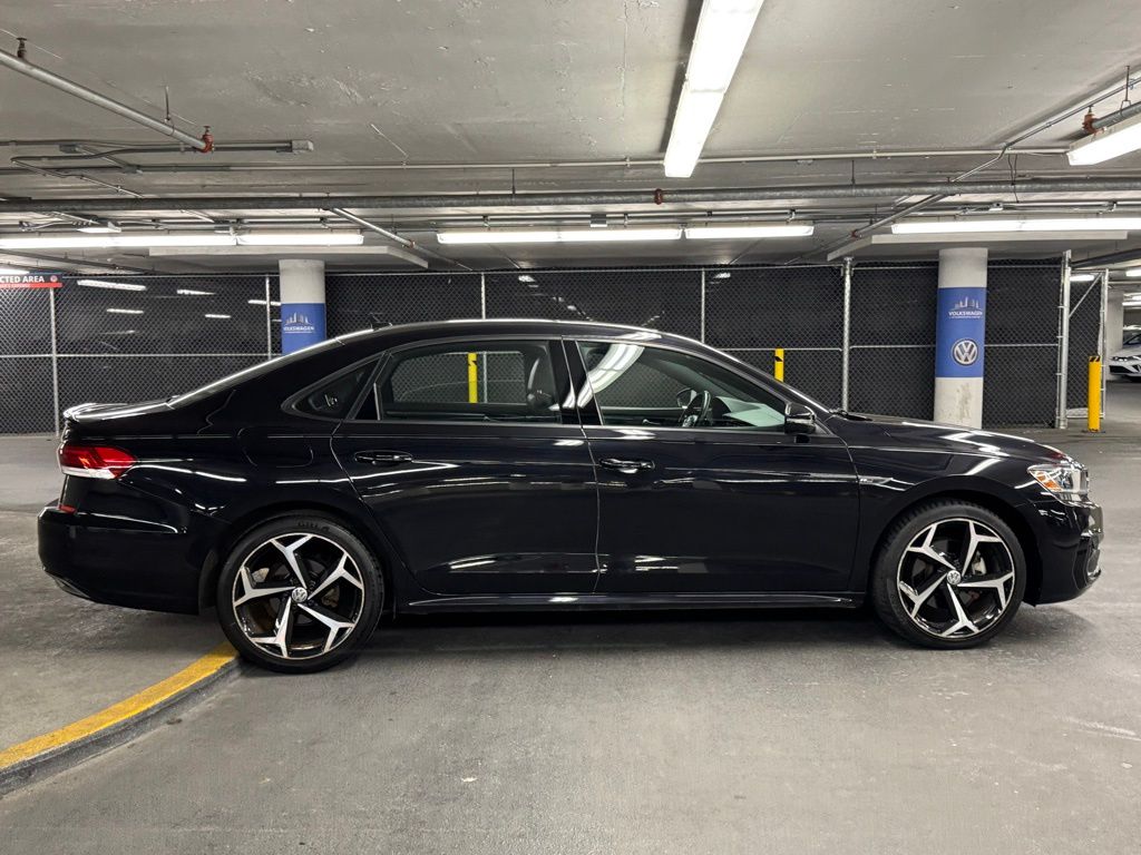 2021 Volkswagen Passat 2.0T R-Line 36