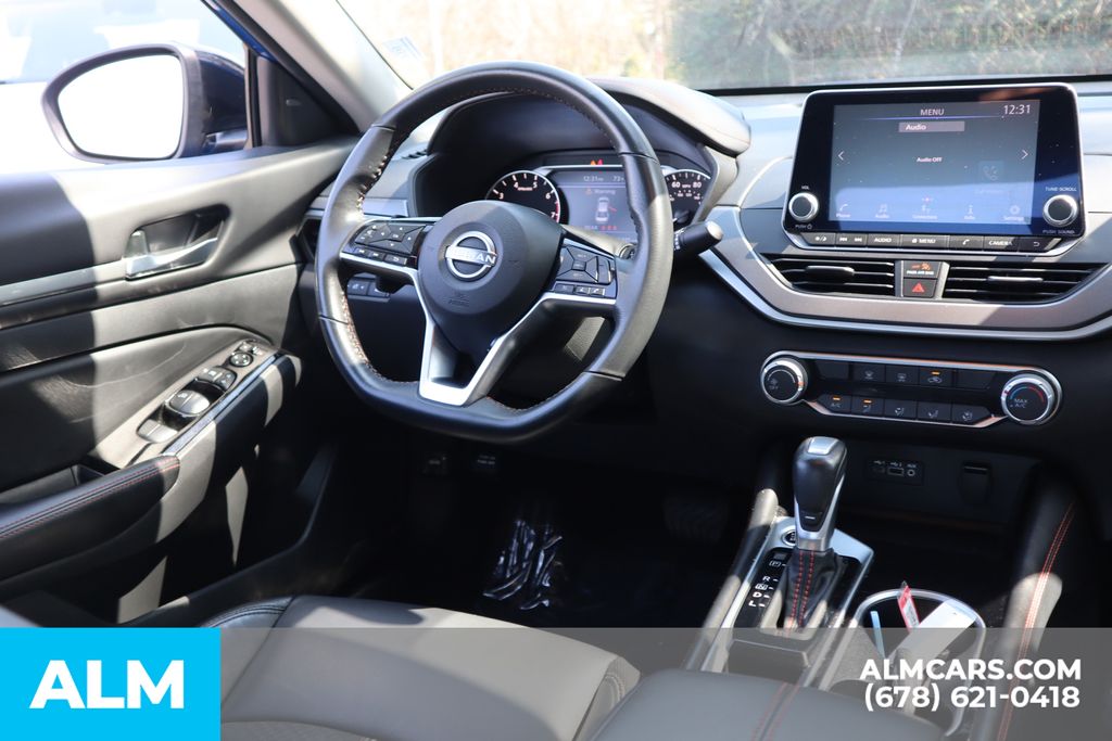 Used 2025 Blue Nissan 2.5 SR image 22