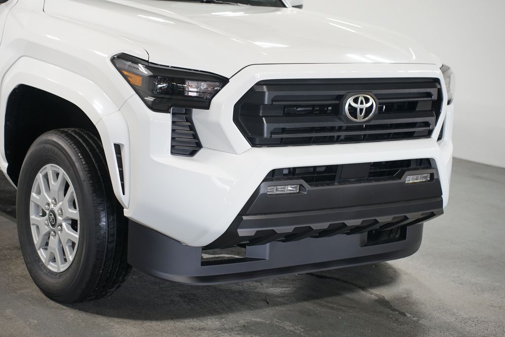 Thumbnail: 2025 Toyota Tacoma - 4