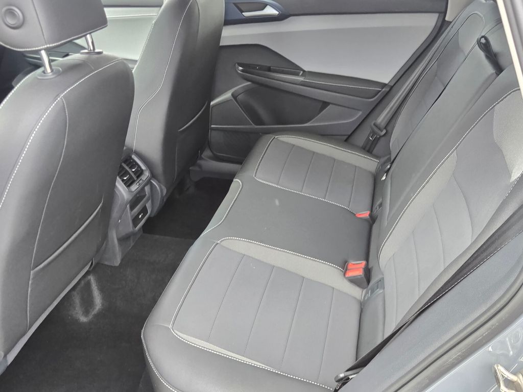 2024 Volkswagen Taos - $21,685