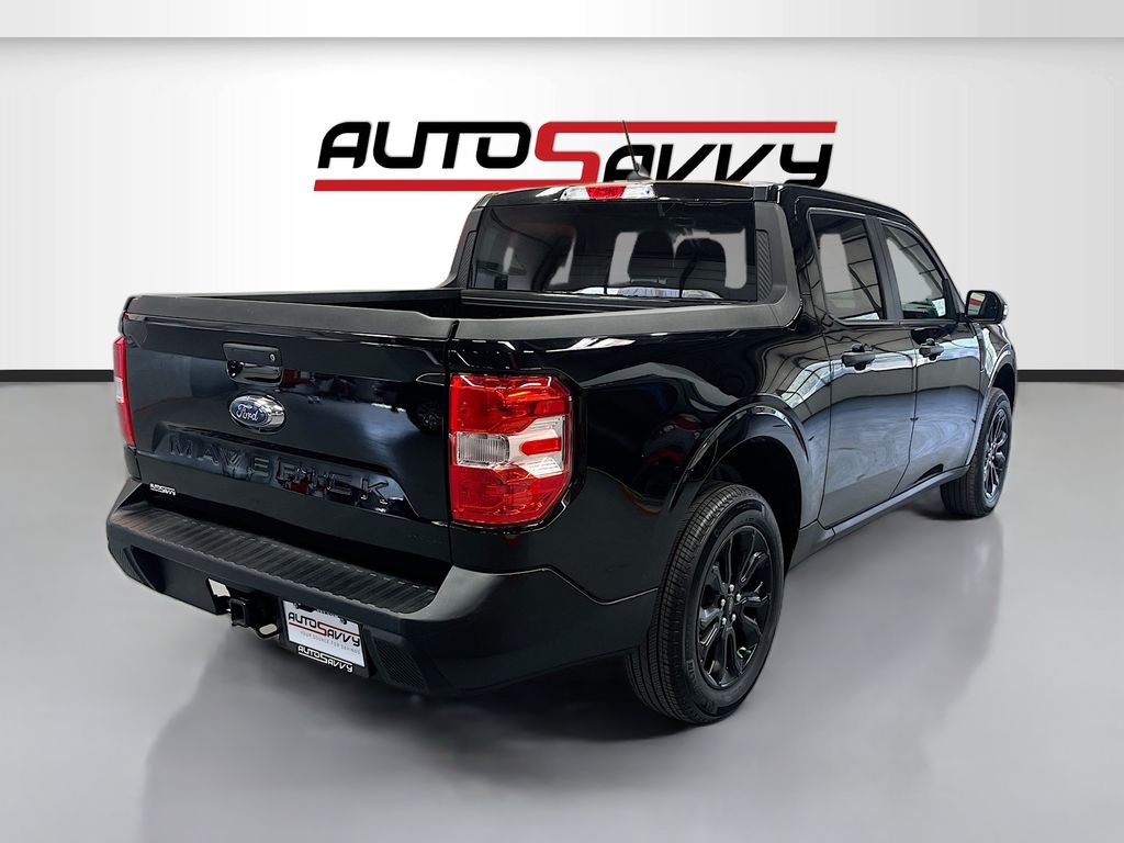 Used 2024 Shadow Black Ford XLT image 7
