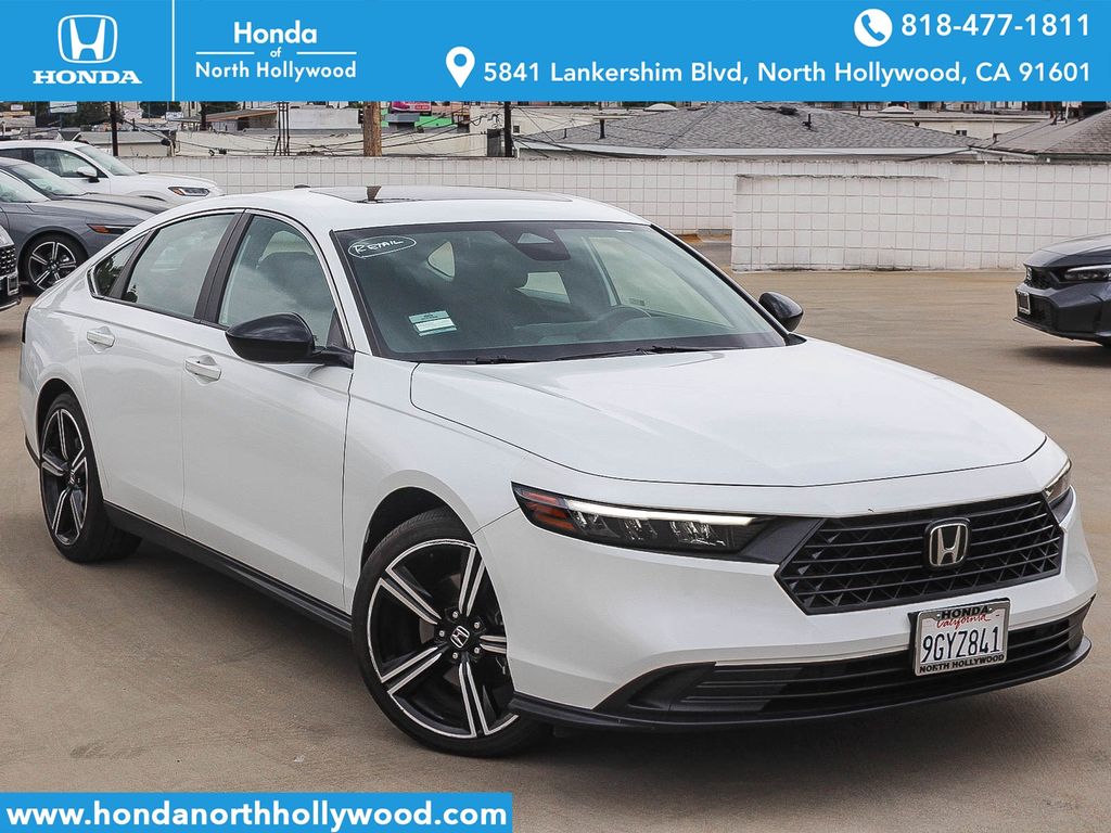 Platinum White Pearl 2023 Honda Accord Hybrid Sport FWD Sedan Front-Wheel Drive Continuously Variable Transmission