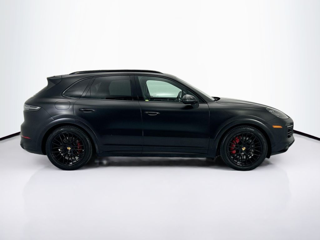 Thumbnail: 2021 Porsche Cayenne - 8