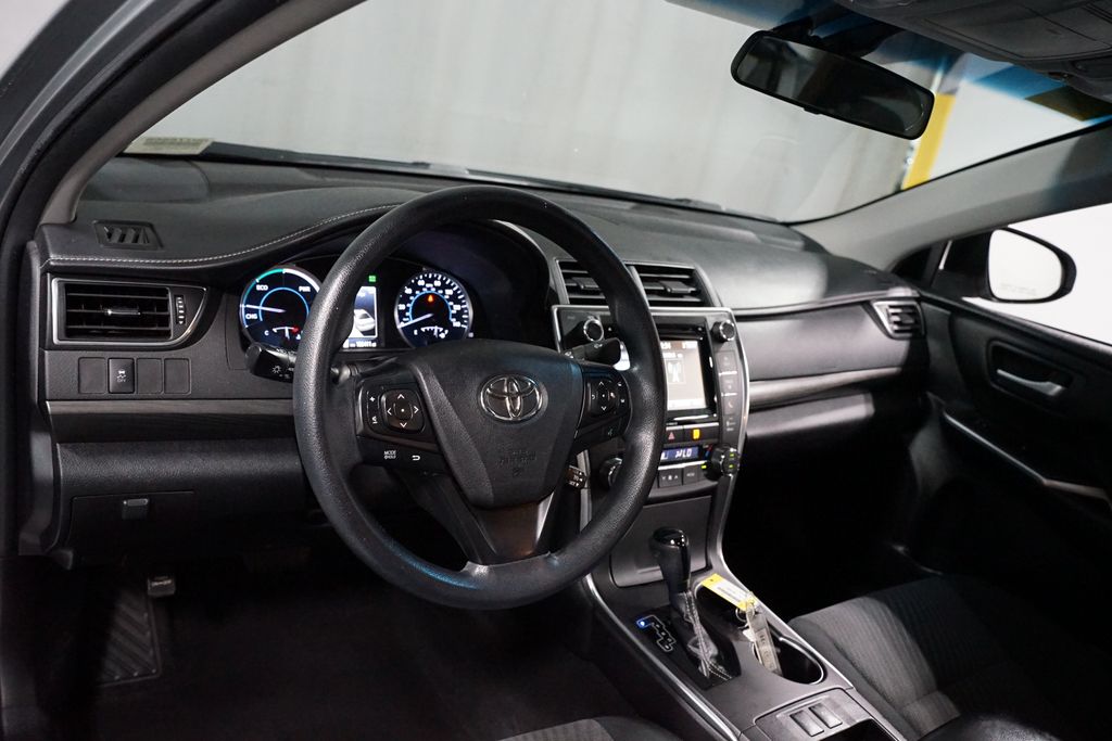 Thumbnail: 2017 Toyota Camry - 11