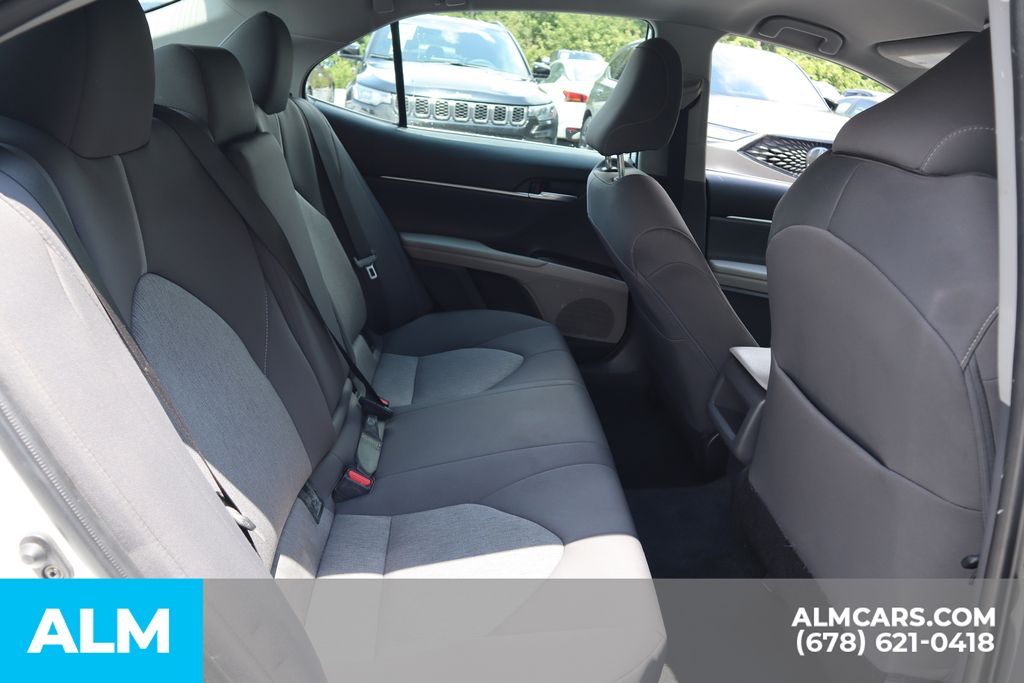 2023 Toyota Camry LE photo 19