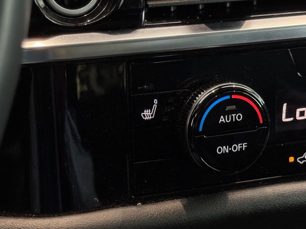 2023 Nissan Pathfinder SL White at Bravo Nissan