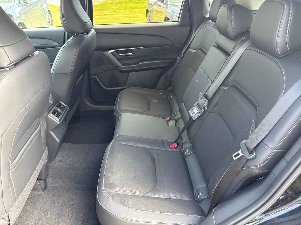 New 2026 Jet Black Mica Mazda 2.5 S Preferred image 9