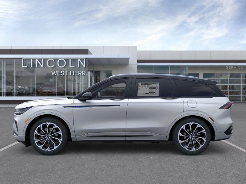 New 2026 Silver Lincoln Reserve image 4