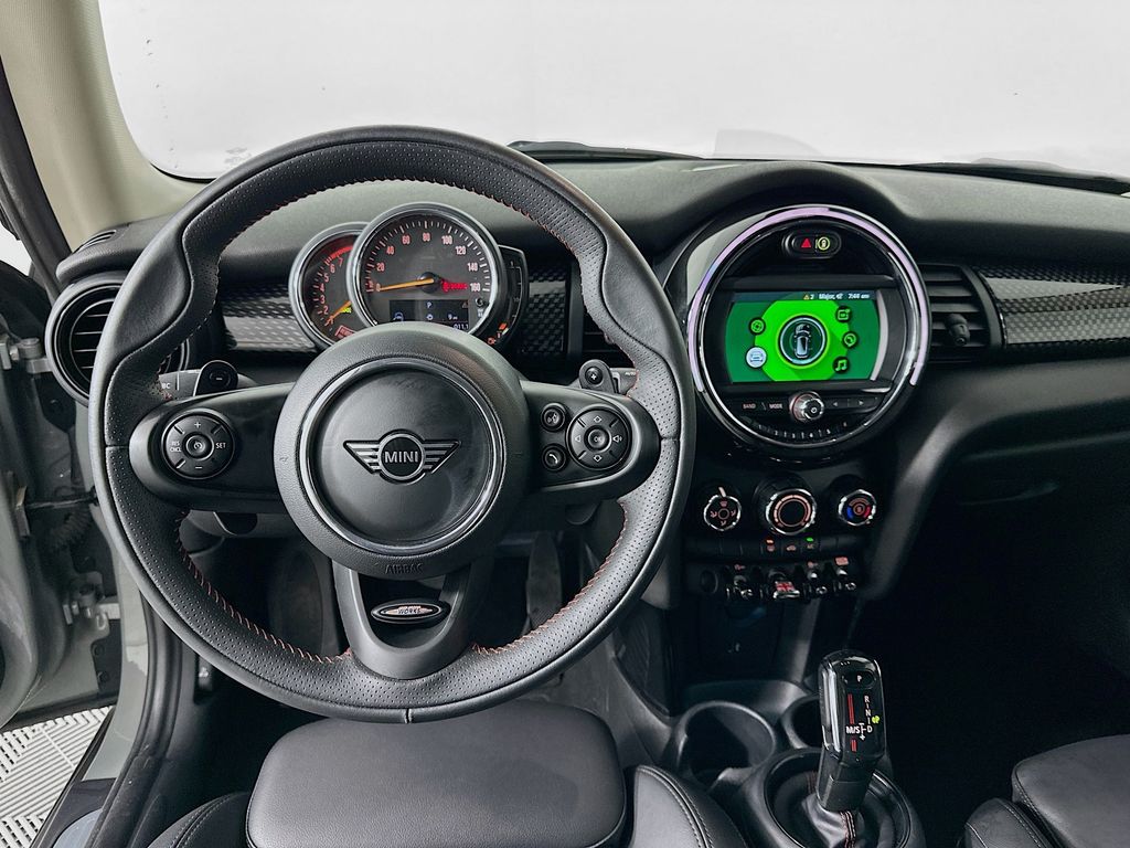 2020 MINI Cooper S 21