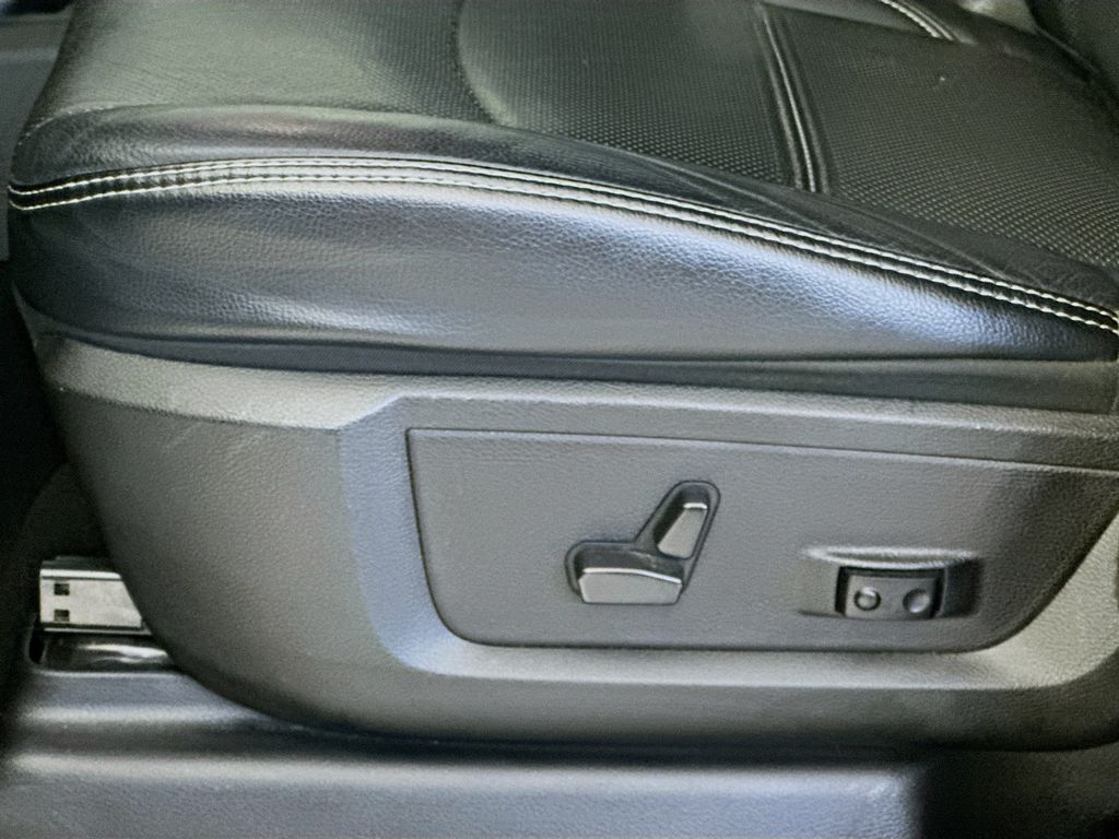 Used 2023 Gray Ram Power Wagon image 22