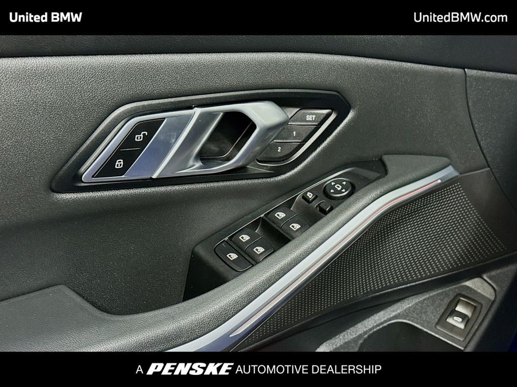 Thumbnail: 2020 BMW 3 Series - 3