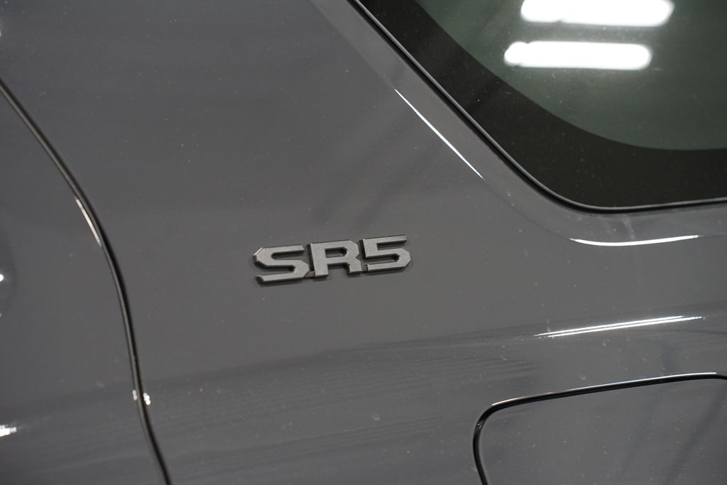 Thumbnail: 2025 Toyota 4Runner - 11