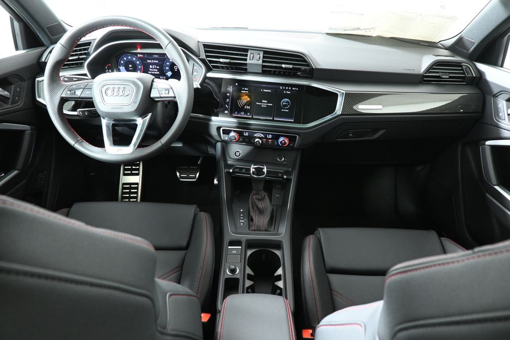 Thumbnail: 2025 Audi Q3 - 4