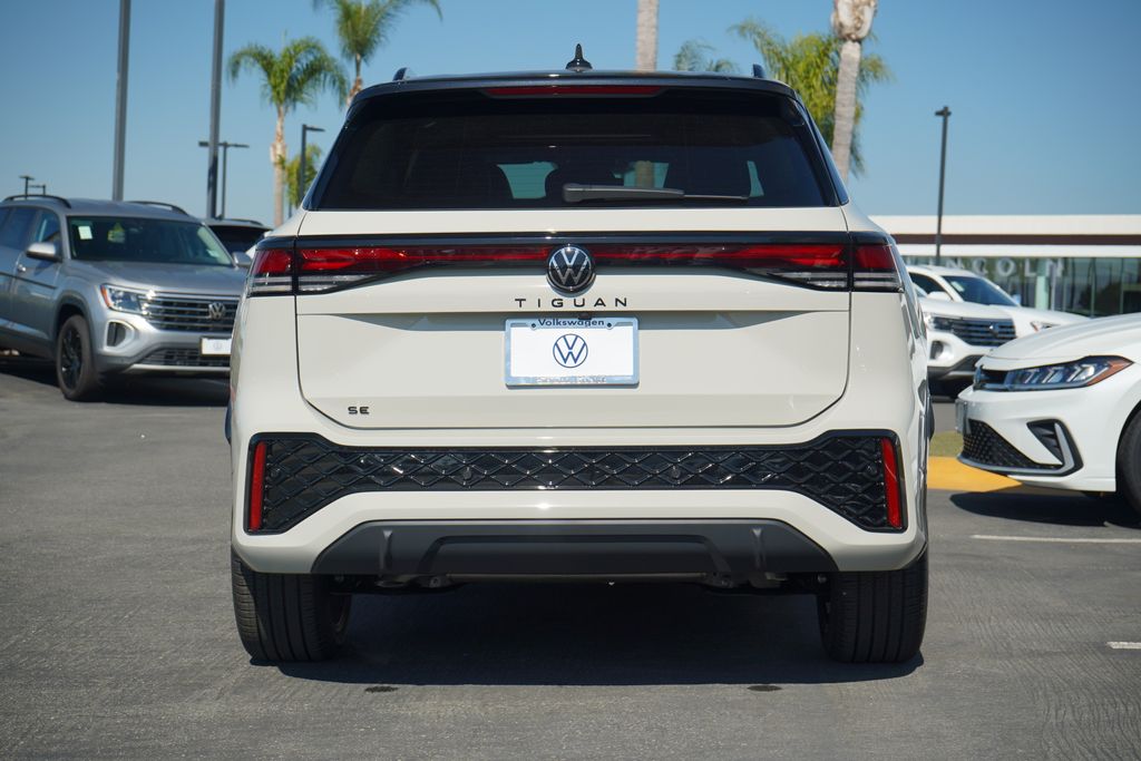 Thumbnail: 2026 Volkswagen Tiguan - 4