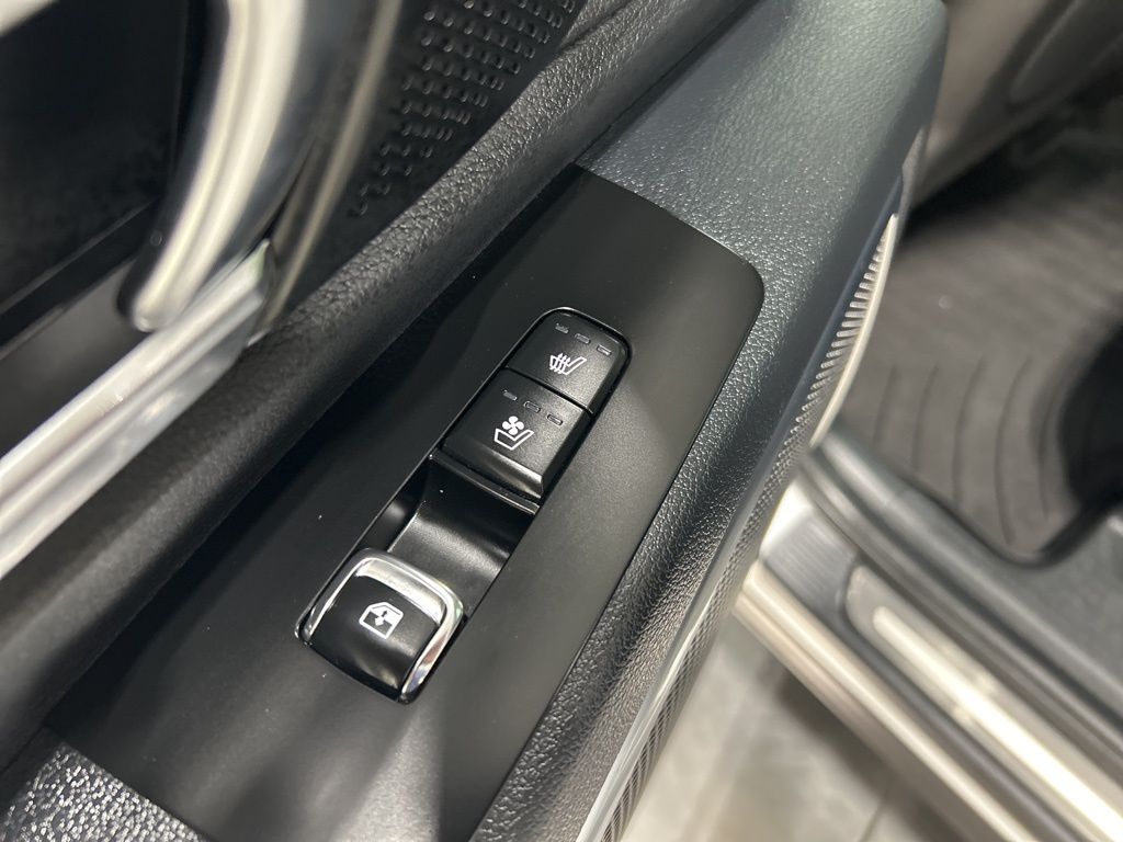 used 2025 Kia Telluride car, priced at $50,262