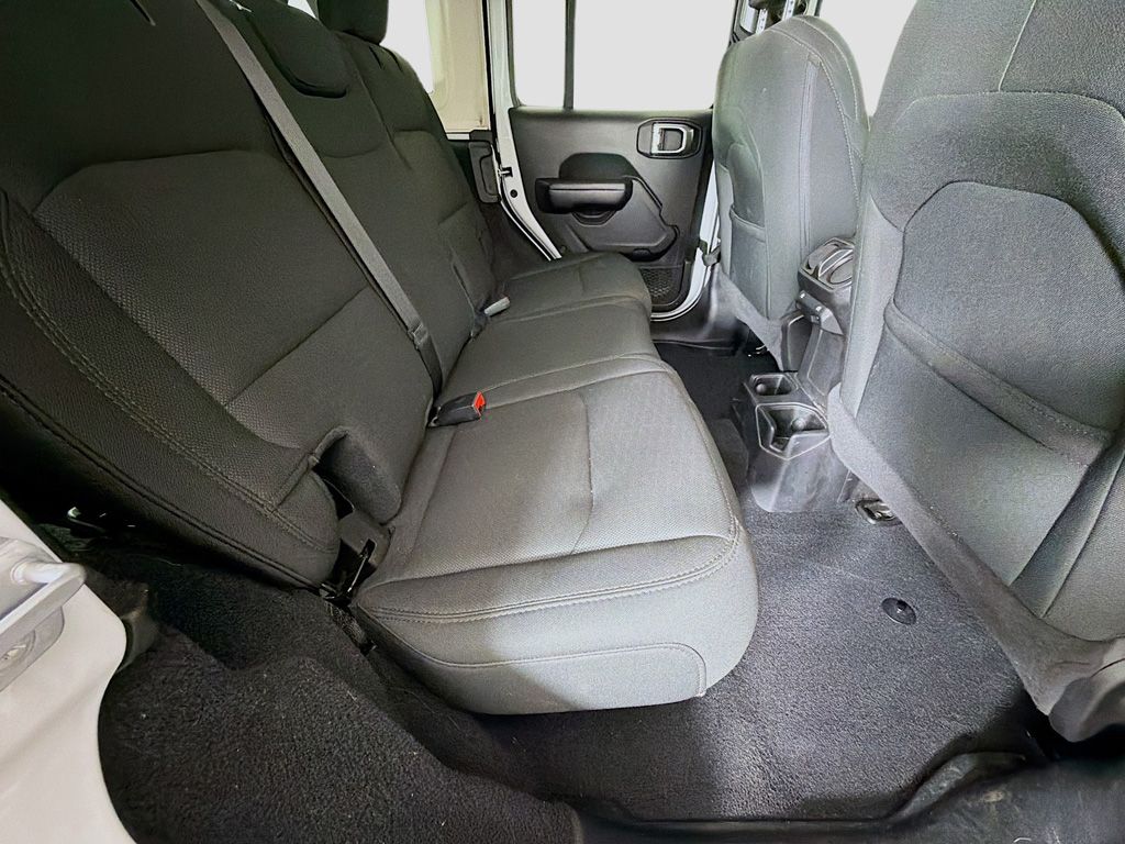 Used 2019 White Jeep Unlimited Sport S image 23