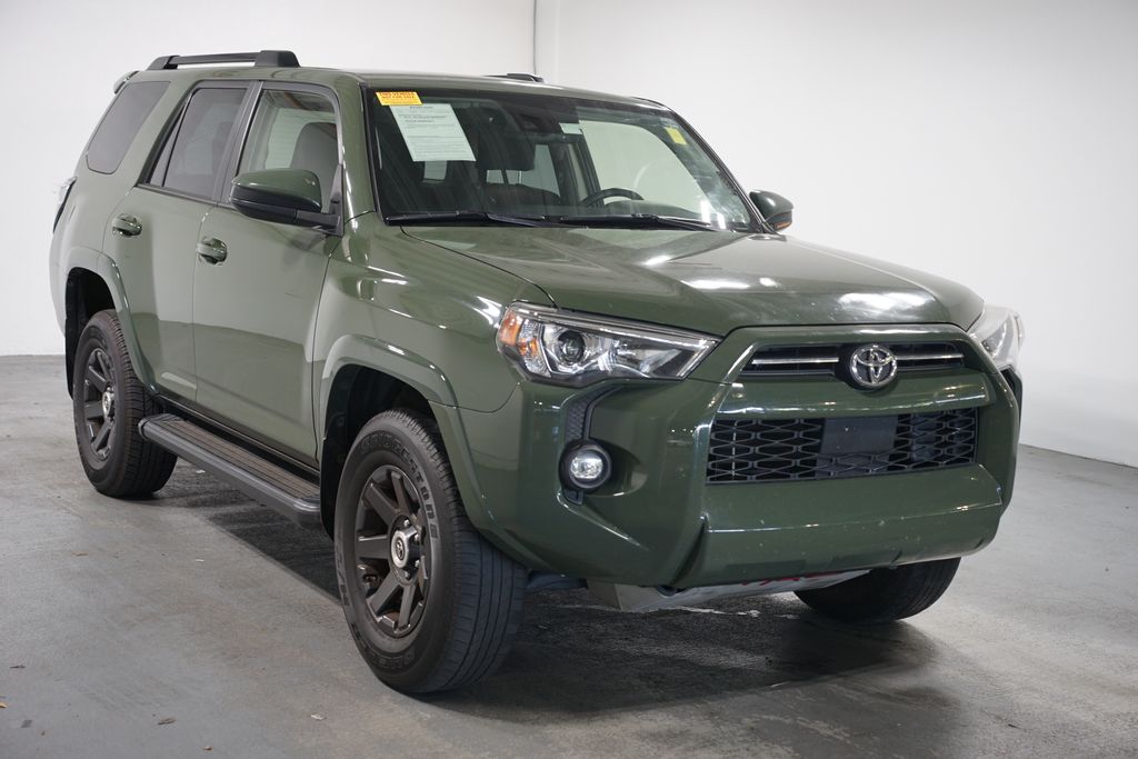 Thumbnail: 2021 Toyota 4Runner - 3