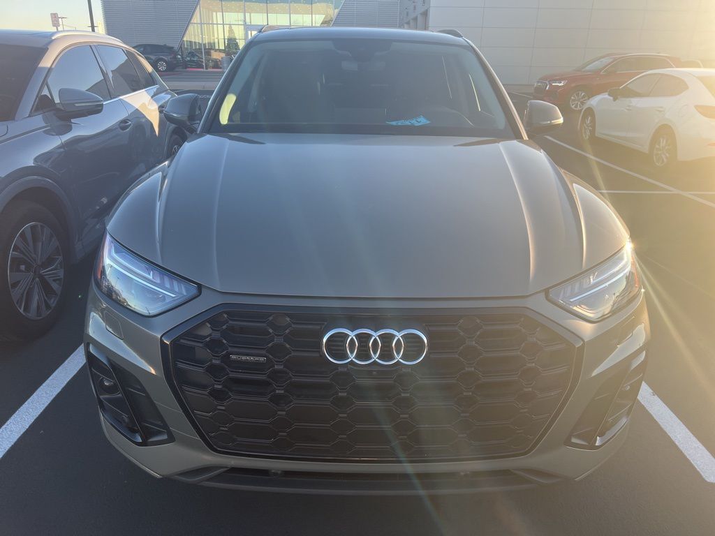 Thumbnail: 2023 Audi Q5 - 2