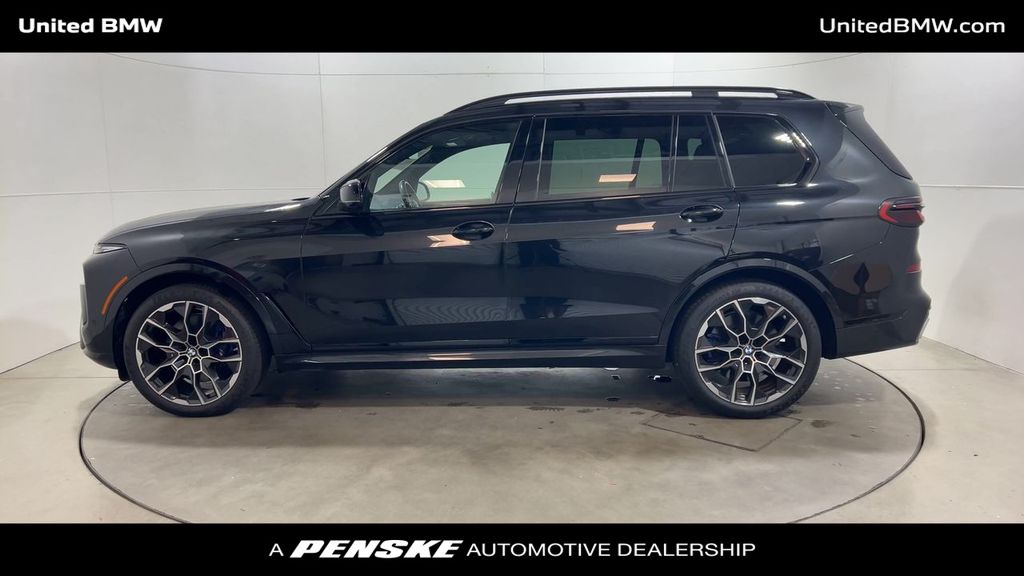 2023 BMW X7 M60i 5