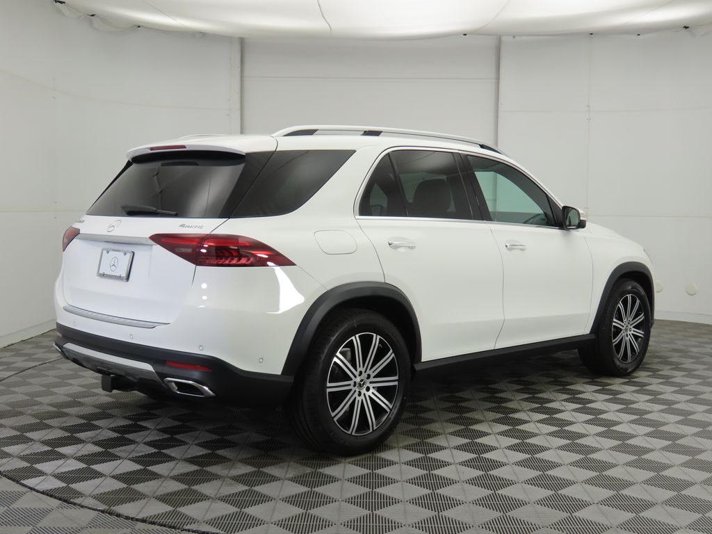 Thumbnail: 2026 Mercedes-Benz GLE - 5