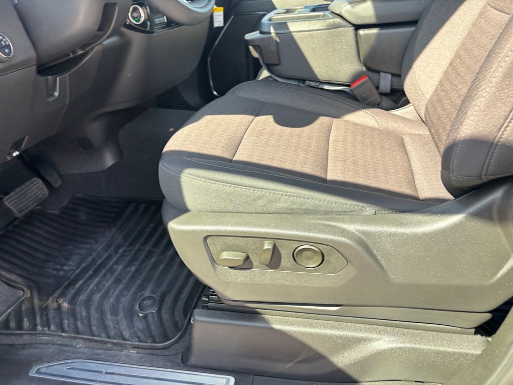 Used Car 2025 Chevrolet Silverado 1500  2wd Crew Cab 147 Rst For Sale Under $50,000 In Austin, Texas