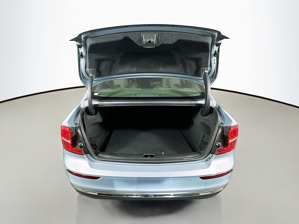 Used 2023 Blue Volvo Ultimate image 30