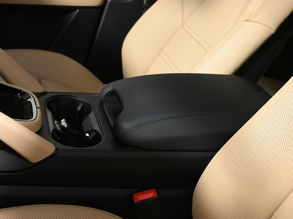 Thumbnail: 2026 Porsche  - 27