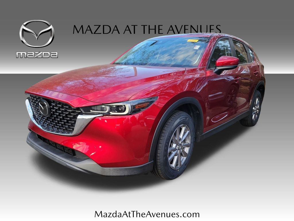 2022 Mazda CX-5 S Preferred package's photo