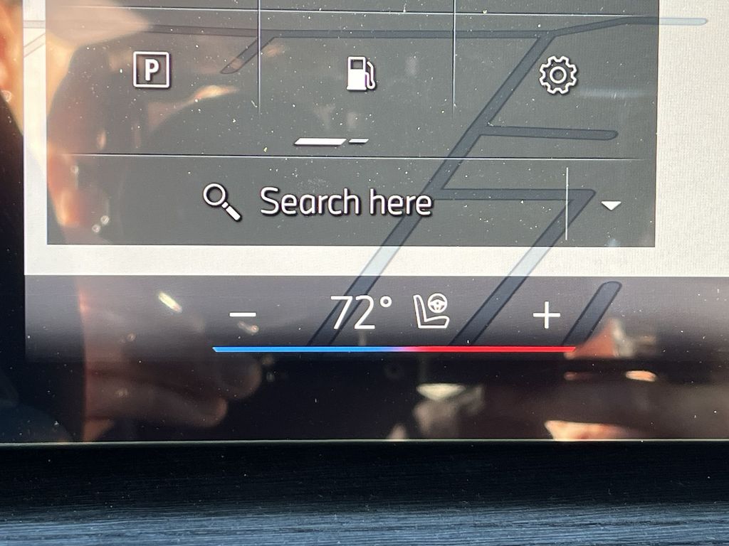 Thumbnail: 2025 BMW 7 Series - 19