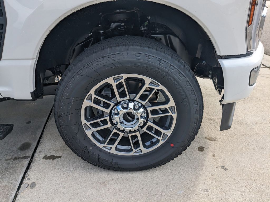 2025 Ford F-250 Super Duty Platinum