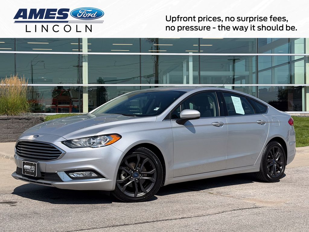  2018 Ford Fusion SE   