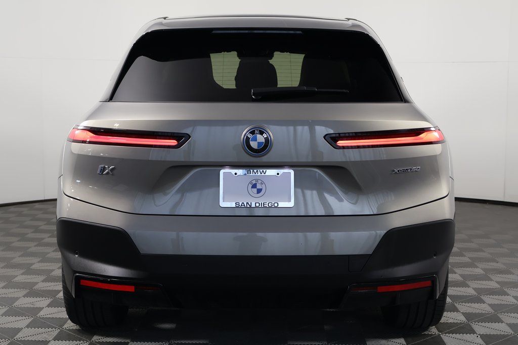 Thumbnail: 2025 BMW iX - 5