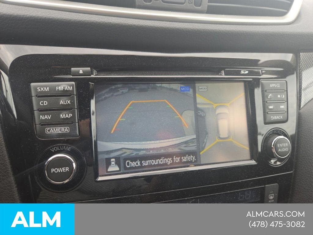Used 2015 White Nissan SL image 15