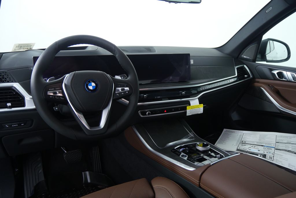 Thumbnail: 2026 BMW X5 - 18
