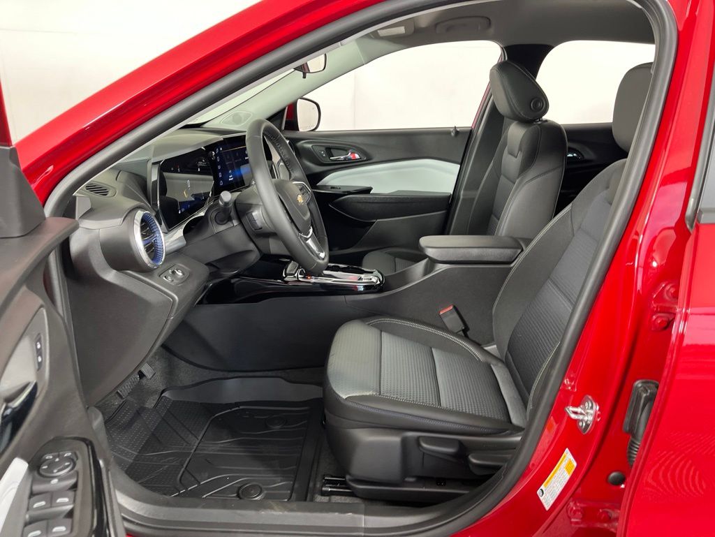 Thumbnail: 2026 Chevrolet Trax - 20