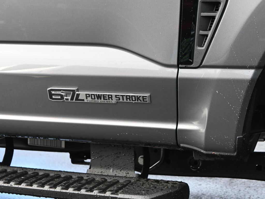 2025 Ford F-350 Super Duty XL
