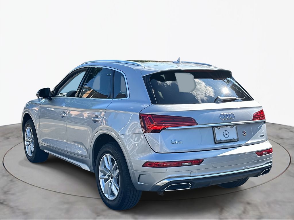 Thumbnail: 2023 Audi Q5 - 11