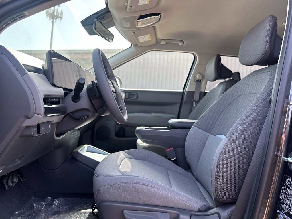 New 2027  Kia  image 8