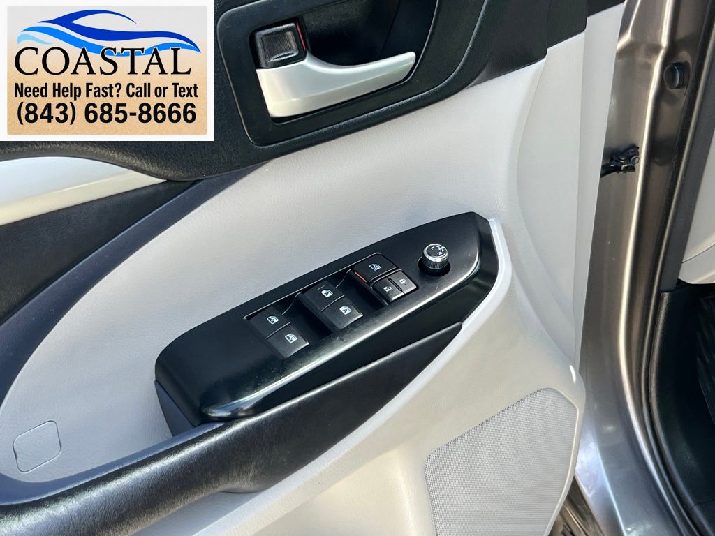 2017 Toyota Highlander XLE Gray at Davis Toyota of Orangeburg