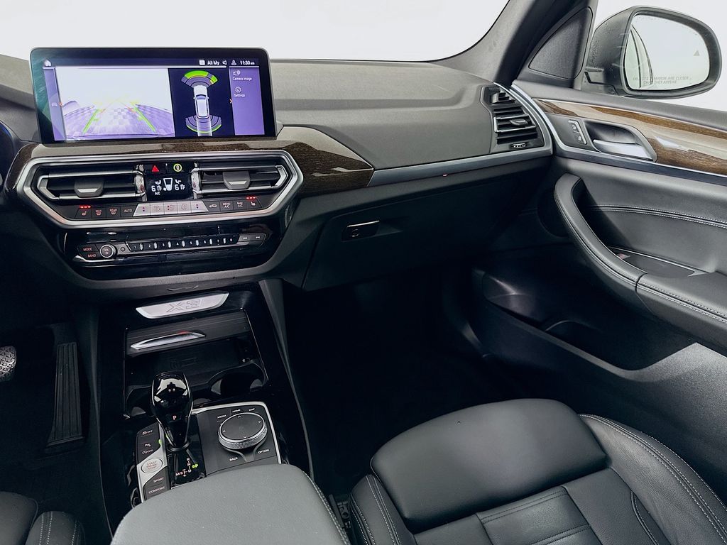 Thumbnail: 2023 BMW X3 - 24